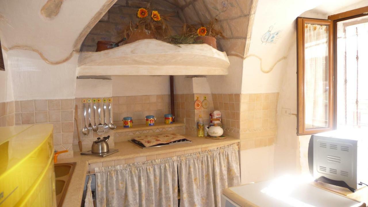 Casa Ele - Casa Indipendente Con Cucina - Bikes Friendly Leilighet Sassari Eksteriør bilde